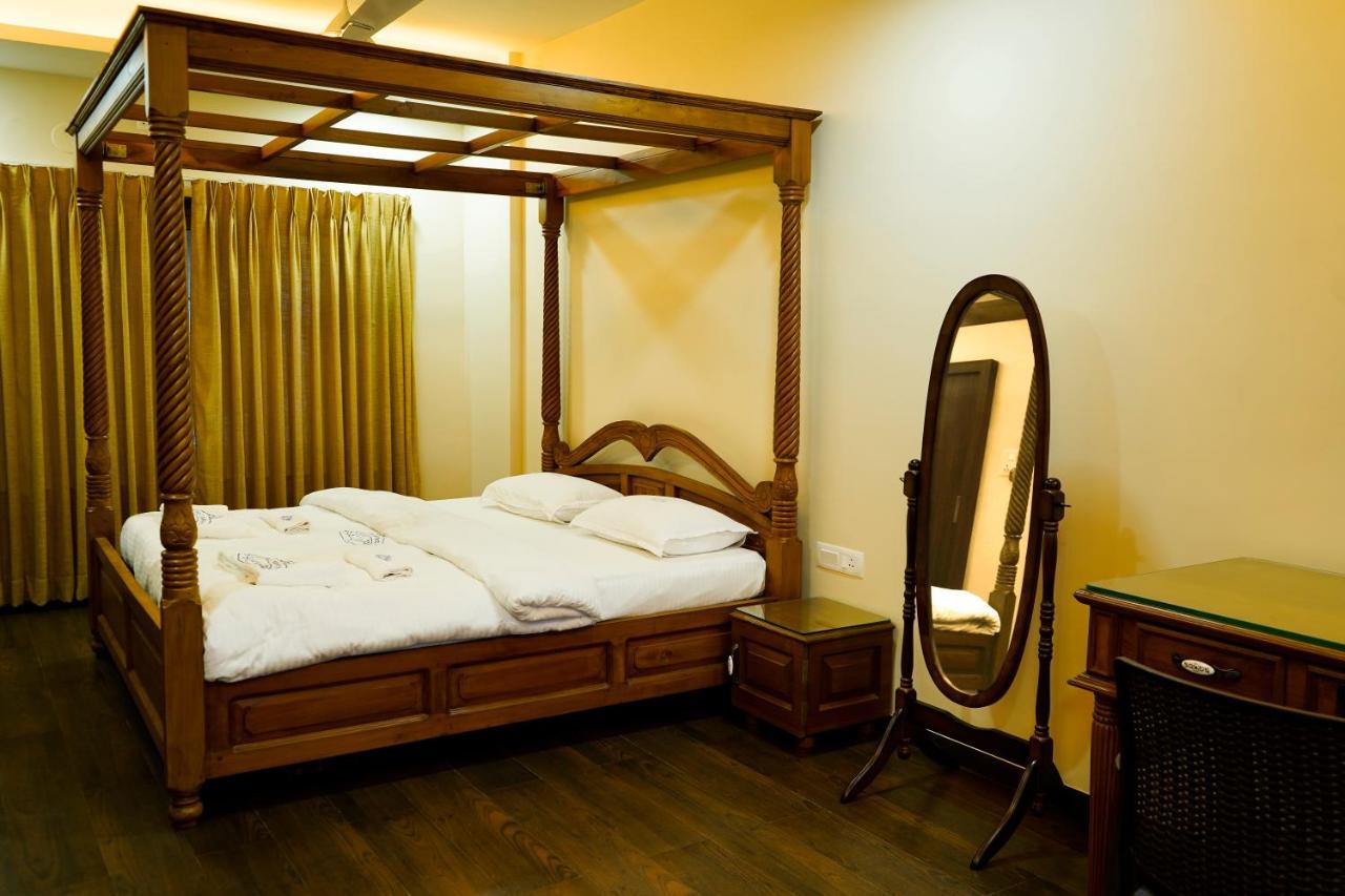Heritage Residency - Royal Camping Club, Panhāla Екстериор снимка